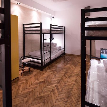 Hostel Evropa Nikšić Eksteriør billede