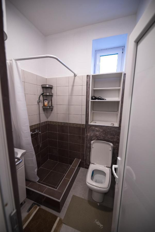 Hostel Evropa Nikšić Eksteriør billede