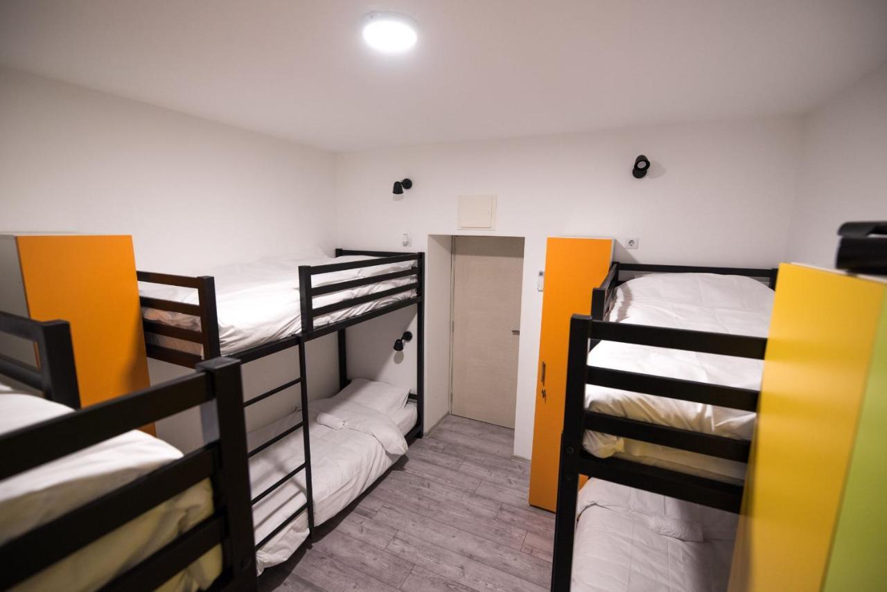 Hostel Evropa Nikšić Eksteriør billede