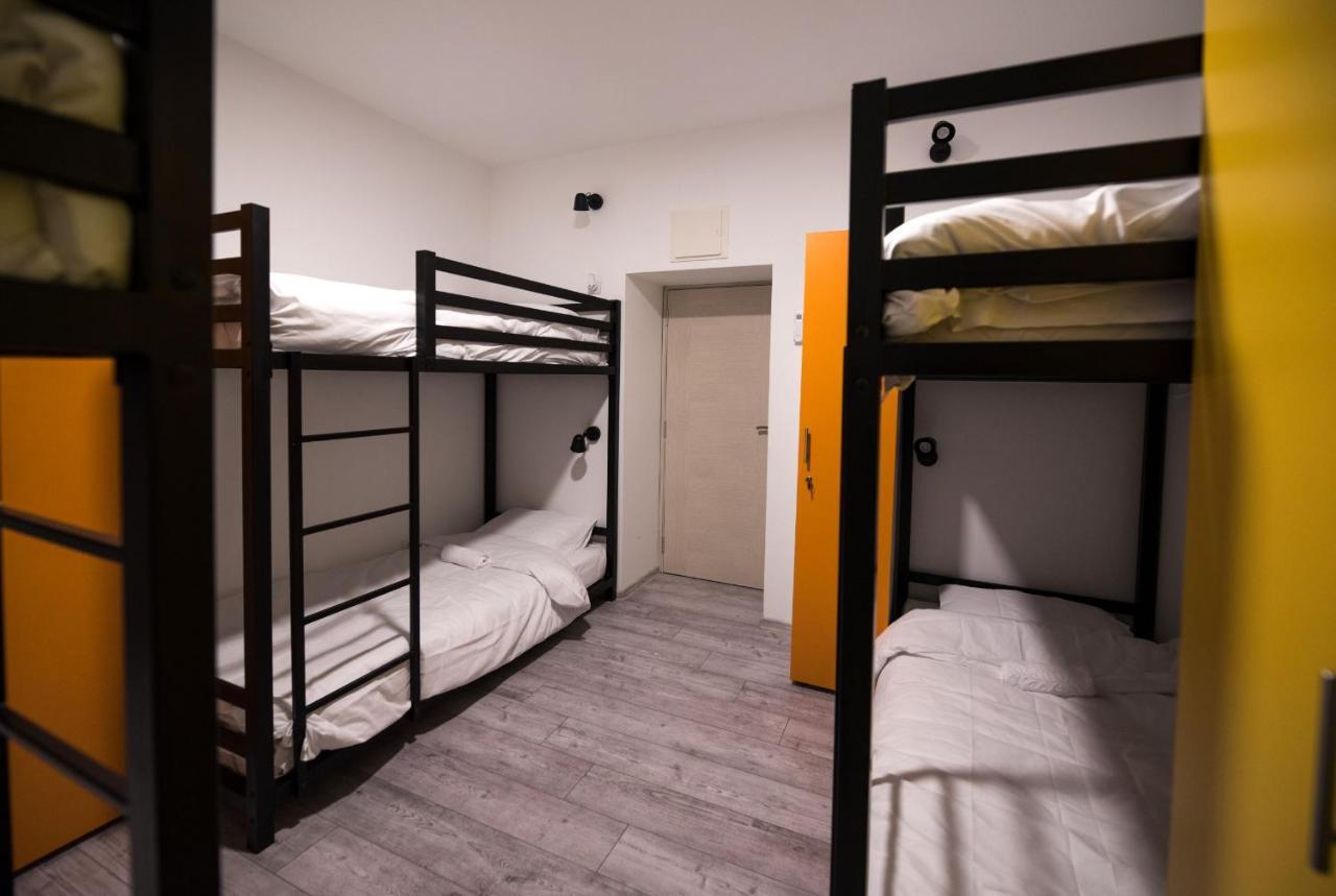 Hostel Evropa Nikšić Eksteriør billede