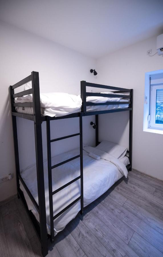 Hostel Evropa Nikšić Eksteriør billede